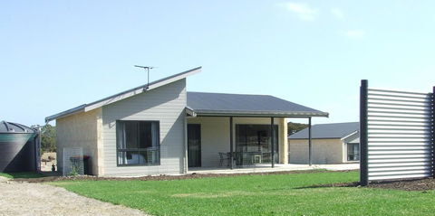 Jalilla Village - Accommodation Cooktown 0