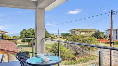 Eastern Breeze - Accommodation Cooktown 16