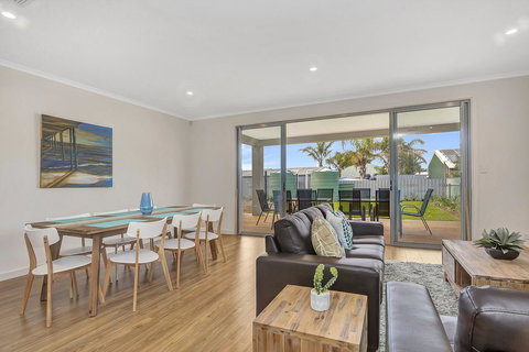 Eastern Breeze - Accommodation Cooktown 15