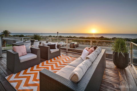 The Beach House @ Grange - Accommodation Cooktown 2