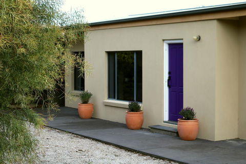The Purple Door On Seaview - Accommodation Cooktown 1