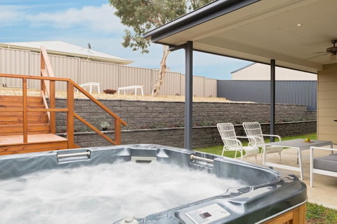 Boutique Getaway On Wright - Accommodation Cooktown 22