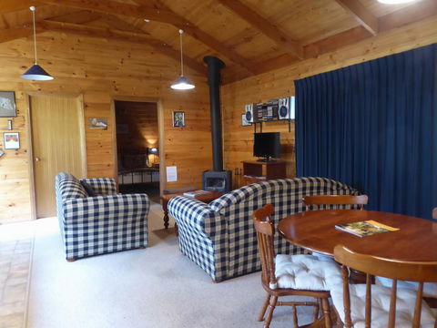 Molly's Chase - Accommodation Cooktown 1