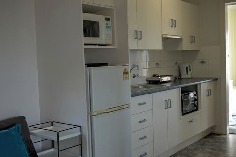 Emu Bay Holiday Homes - Accommodation Cooktown 28