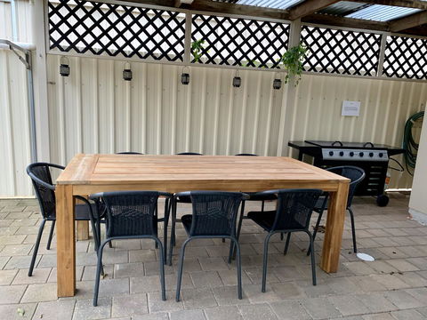 Inna Nutshell - Accommodation Cooktown 8