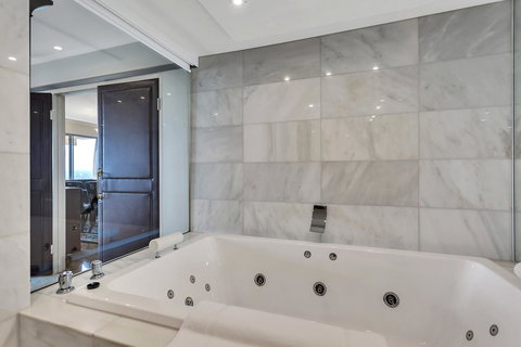 Stamford Plaza Adelaide - Accommodation Cooktown 40