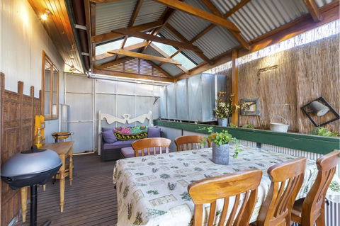 Rustic On 13th - Accommodation Cooktown 9