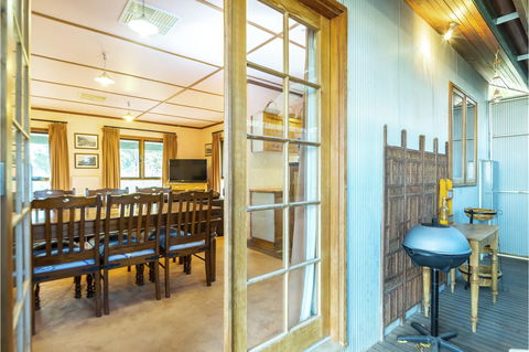 Rustic On 13th - Accommodation Cooktown 11