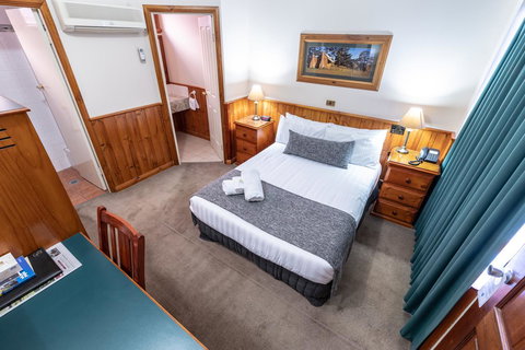 Astor Inn - Accommodation Cooktown 2