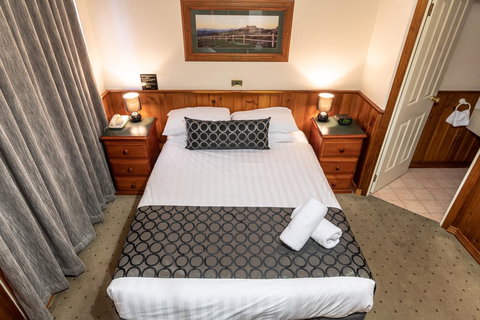Astor Inn - Accommodation Cooktown 5
