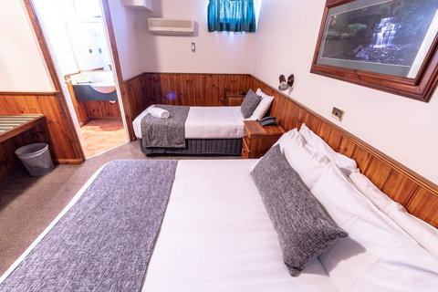 Astor Inn - Accommodation Cooktown 9