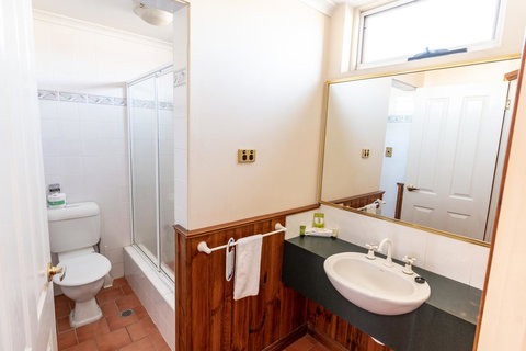 Astor Inn - Accommodation Cooktown 14