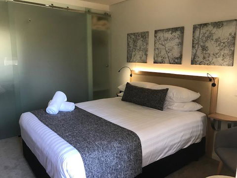Astor Inn - Accommodation Cooktown 1