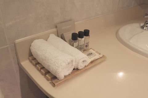 Adelaide Inn - Accommodation Cooktown 2