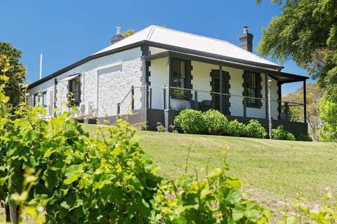 The Other House - Accommodation Cooktown 1