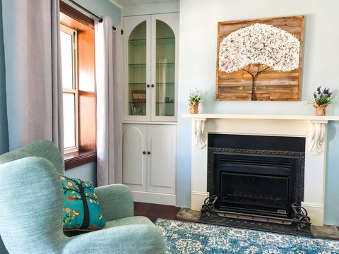 Inglenook Cottage - Accommodation Cooktown 2