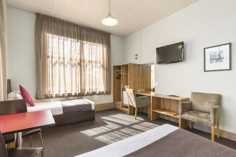 Adelaide Paringa - Accommodation Cooktown 8