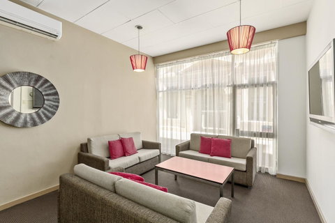 Adelaide Paringa - Accommodation Cooktown 17
