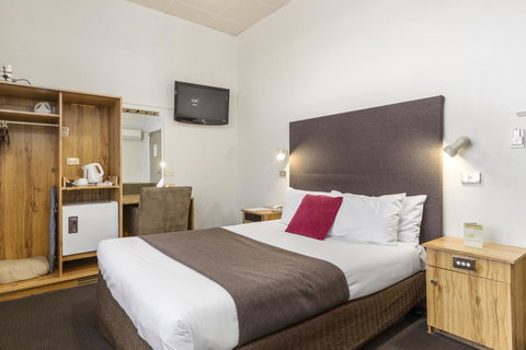 Adelaide Paringa - Accommodation Cooktown 4