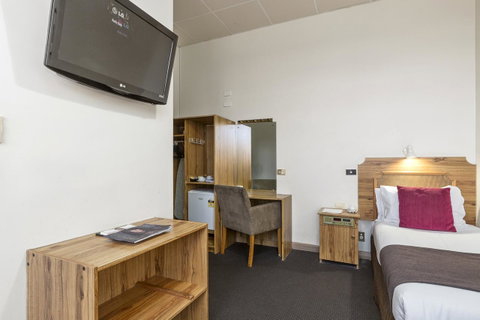 Adelaide Paringa - Accommodation Cooktown 7