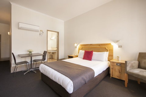 Adelaide Paringa - Accommodation Cooktown 13