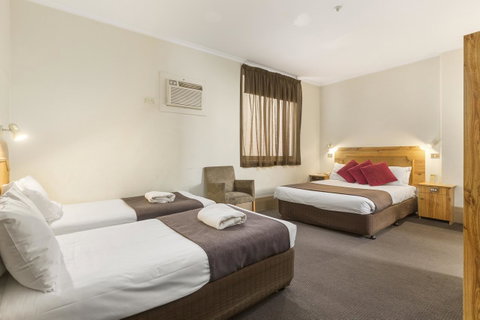 Adelaide Paringa - Accommodation Cooktown 6