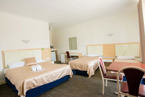 Jacksons Motor Inn - Accommodation Cooktown 12