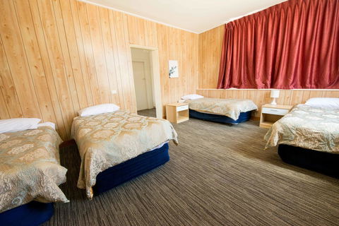 Jacksons Motor Inn - Accommodation Cooktown 10