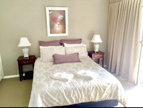 Superb Townhouse In North Adelaide - Accommodation Cooktown 2