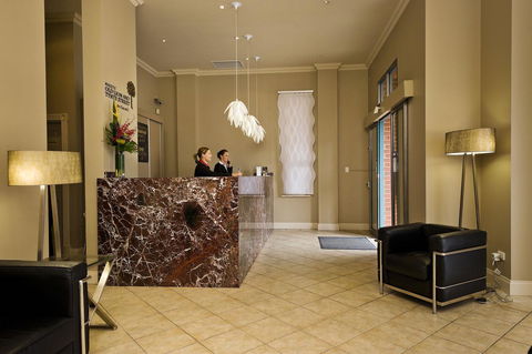 Majestic Old Lion Apartments - Accommodation Cooktown 16