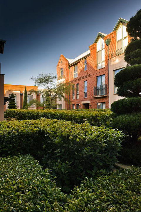 Majestic Old Lion Apartments - Accommodation Cooktown 17