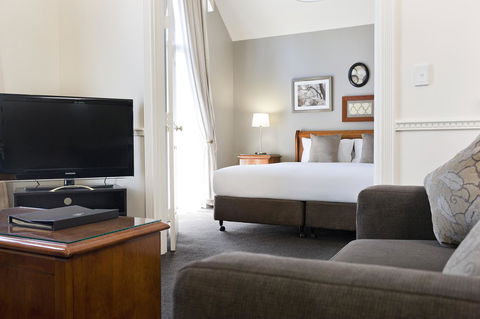 Majestic Old Lion Apartments - Accommodation Cooktown 12