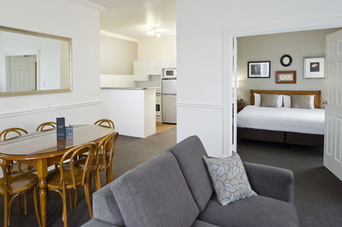 Majestic Old Lion Apartments - Accommodation Cooktown 7