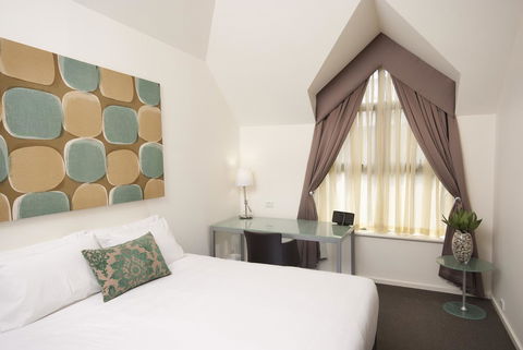 Majestic Old Lion Apartments - Accommodation Cooktown 3