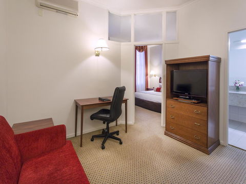 The Chancellor On Currie - Accommodation Cooktown 42