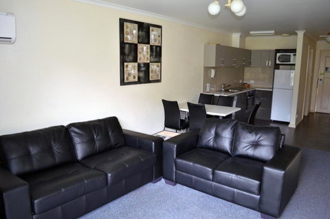 Arkana Motor Inn & Terrace Apartments - Accommodation Cooktown 34