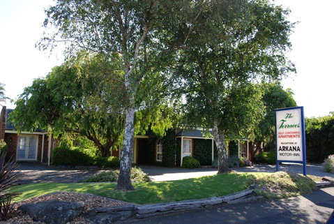 Arkana Motor Inn & Terrace Apartments - Accommodation Cooktown 22