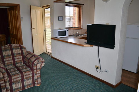 Arkana Motor Inn & Terrace Apartments - Accommodation Cooktown 35