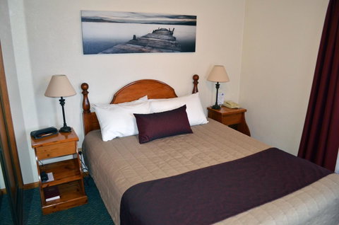 Arkana Motor Inn & Terrace Apartments - Accommodation Cooktown 14