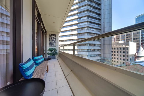 York Apartments On Grenfell - Accommodation Cooktown 11