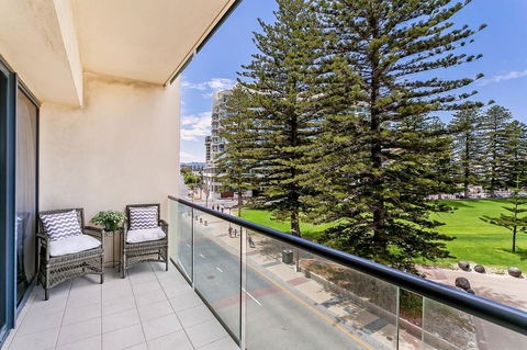 Heart Of Glenelg BnB - Accommodation Cooktown 12