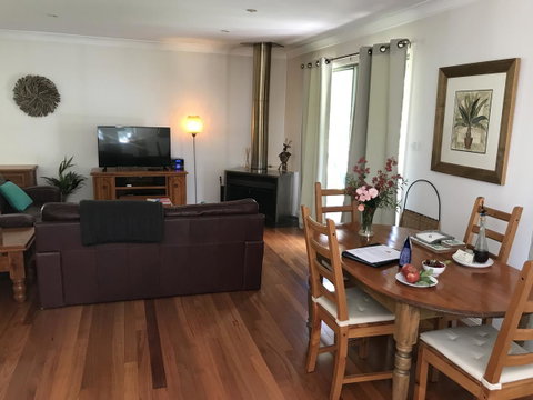 Ghost Hill Road Retreat - Accommodation Cooktown 6