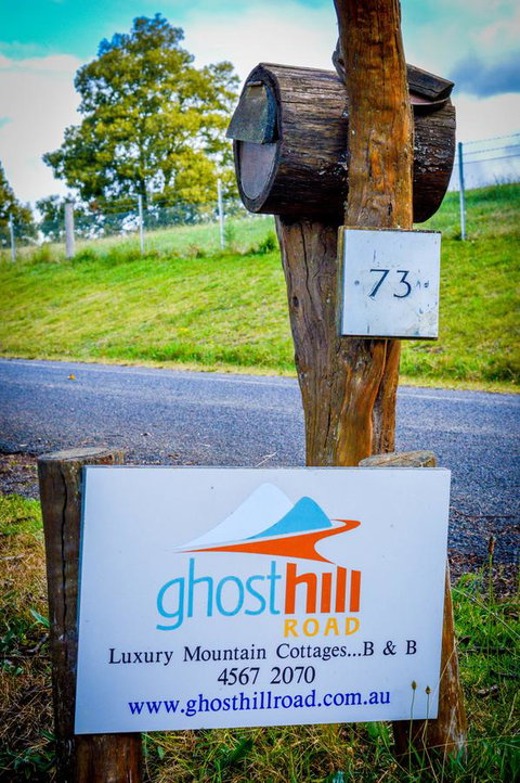 Ghost Hill Road Retreat - Accommodation Cooktown 0
