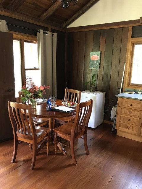Ghost Hill Road Retreat - Accommodation Cooktown 2