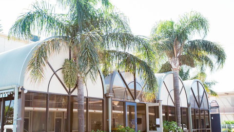 Bay Motel Hotel - Accommodation Cooktown 0