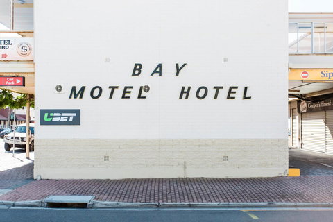 Bay Motel Hotel - Accommodation Cooktown 20