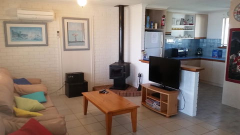 Wallaroo Sunset Home - Accommodation Cooktown 23