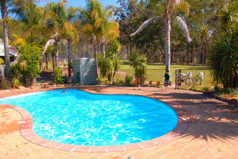 SkyView Villa - Accommodation Cooktown 14
