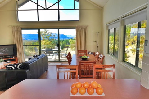 SkyView Villa - Accommodation Cooktown 15