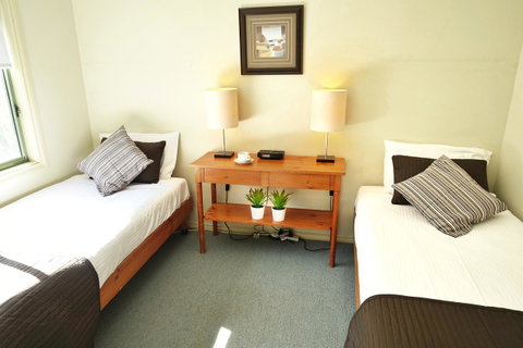 SkyView Villa - Accommodation Cooktown 20